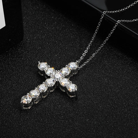 Serenity Day Jesus Cross Pendant Inlaid D Color Moissanite S925 Silver 18k White Gold Plated Necklace for Women Wedding Jewelry